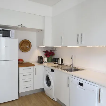 Apartment Avenue Village *