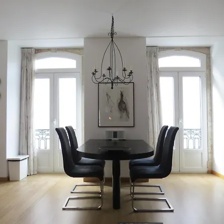 Avenue Village Apartment